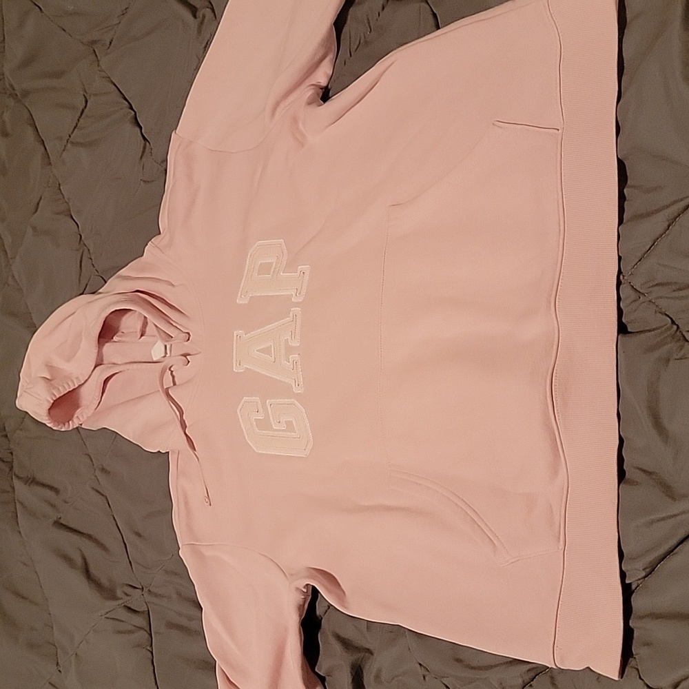 Gap sweatshirt